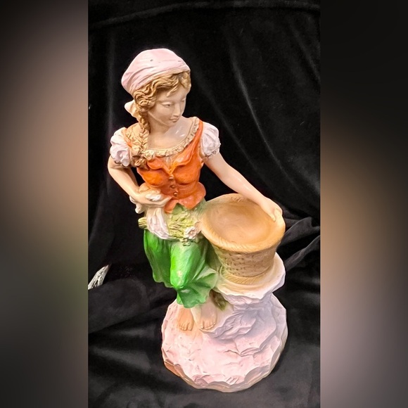 Universal Statuary Chicago 1975 German Italian Peasant Girl Item 821 MCM Retro - Picture 10 of 16